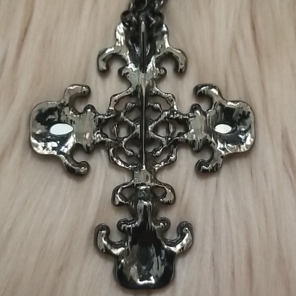 Free Press Emerald Green Cross Necklace Gothic - Picture 7 of 12